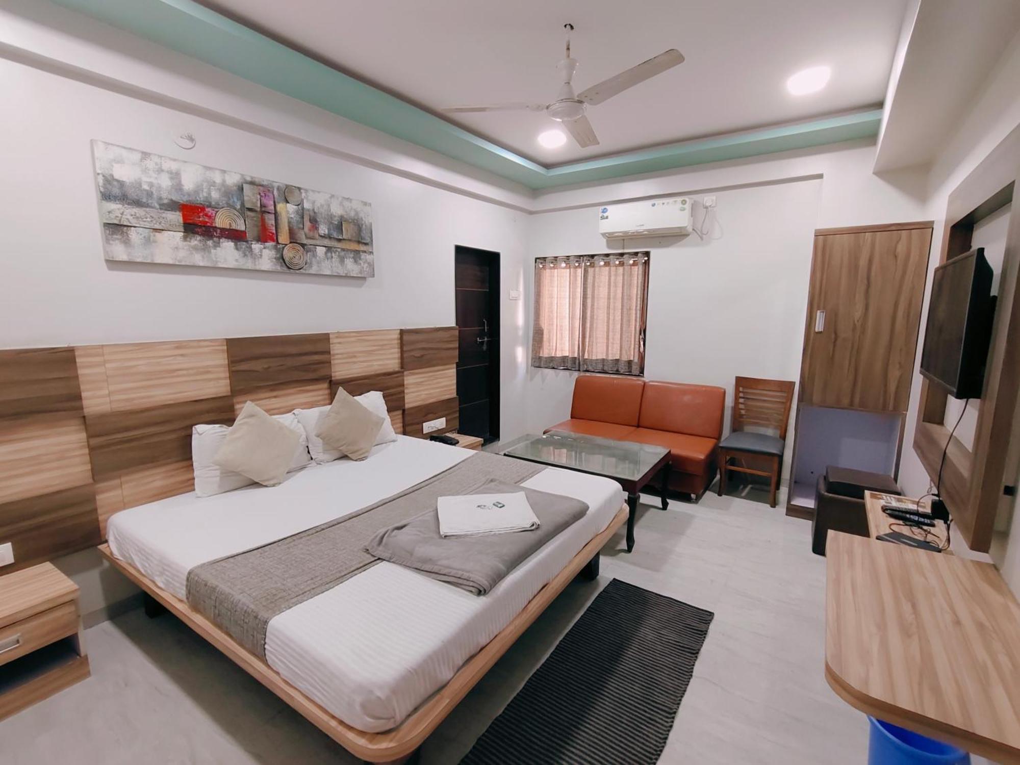 Hotel Pragati Inn Ahmednagar Exterior foto